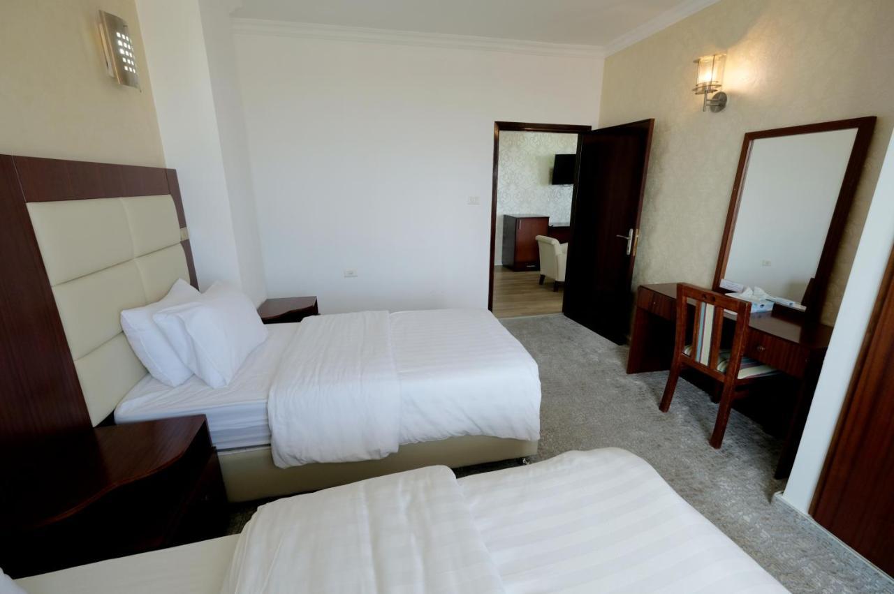Red Crescent Guesthouse Ramallah Zewnętrze zdjęcie