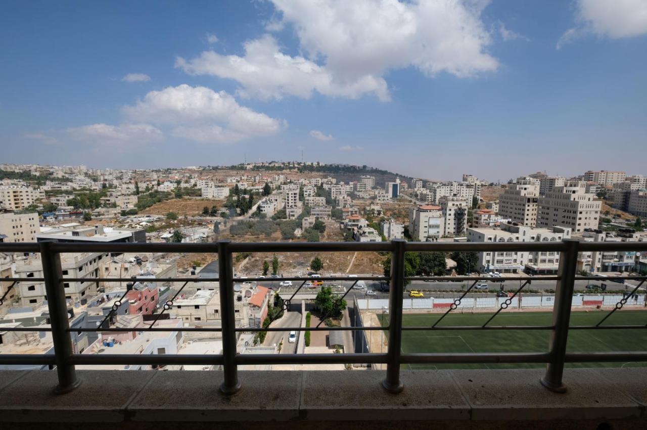 Red Crescent Guesthouse Ramallah Zewnętrze zdjęcie